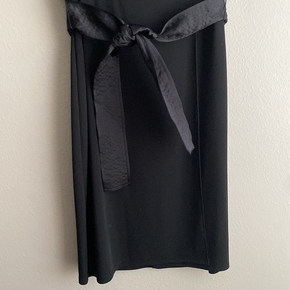 Narciso Rodriguez for DesigNation Black & Gold Sequin Faux-Wrap Dress size XS - Picture 4 of 9